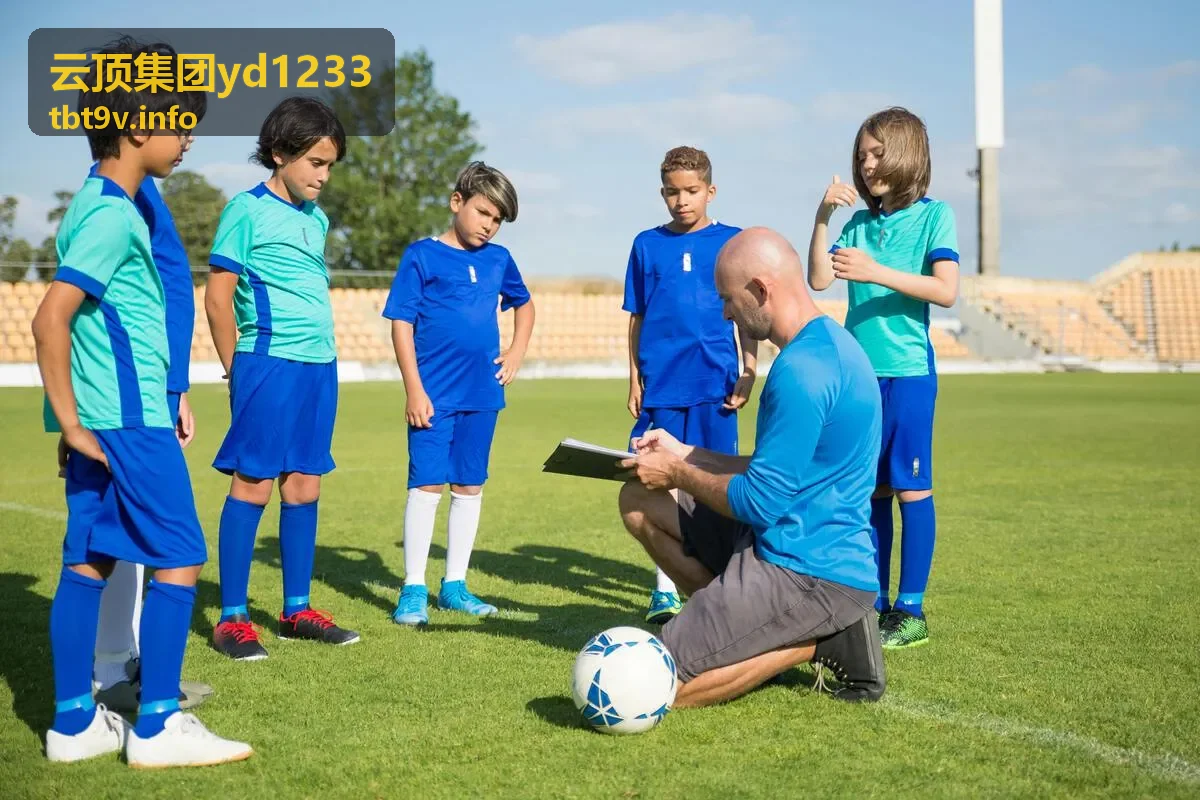 云顶集团yd1233数据驾驶舱业务大屏